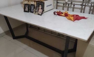 Disewakan Cepat Rumah 2 lantai Furnish Taman Semanan Indah,Jakarta