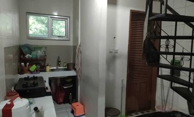 Disewakan Cepat Rumah 2 lantai Furnish Taman Semanan Indah,Jakarta