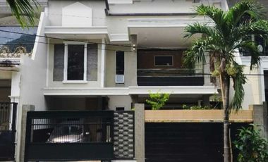 Disewakan Cepat Rumah 2 lantai Furnish Taman Semanan Indah,Jakarta