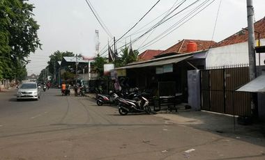 Rumah Kos2an 13 Kamar Tidur  Zona Ungu Jl Bekasi-Rawa Bunga