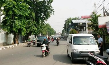 Rumah Kos2an 13 Kamar Tidur  Zona Ungu Jl Bekasi-Rawa Bunga
