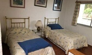 Residencia de 6 recámaras y gran Jardín