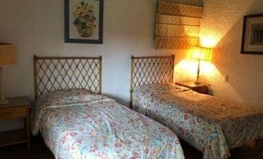 Residencia de 6 recámaras y gran Jardín