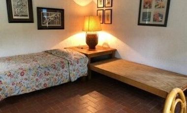 Residencia de 6 recámaras y gran Jardín
