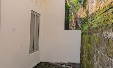 Dijual Rumah Baru dan Strategis di Salatiga