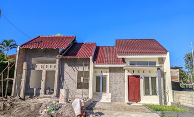 Dijual Rumah Baru dan Strategis di Salatiga