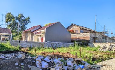 Dijual Rumah Baru dan Strategis di Salatiga