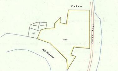 Butuh jual cepat. Tanah strategis. Depan Jalan utama dan Laut. Ex Pabrik Kapal. 1,2jt/m². Nego Sampai Deal!