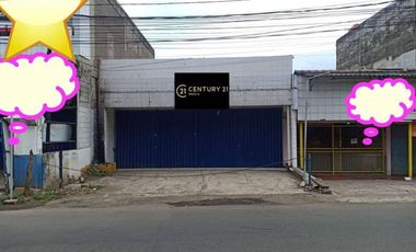 Dijual cepat Toko ex Dealer Motor dan bengkel di Jalan Raya Bekasi