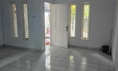 cluster mahoni taman royal