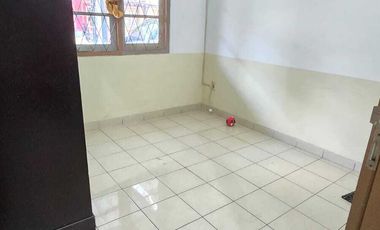 DISEWAKAN RUMAH NYAMAN SIAP HUNI DI KOTA WISATA CIBUBUR