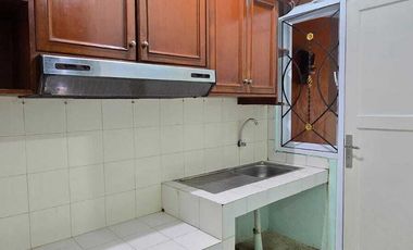 DISEWAKAN RUMAH DI KOTA WISATA CIBUBUR