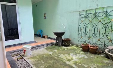 DISEWAKAN RUMAH DI KOTA WISATA CIBUBUR