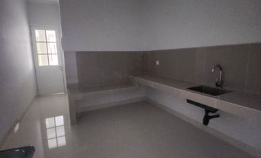 Disewakan rumah mewah posisi corner murah di gading serpong pasadena