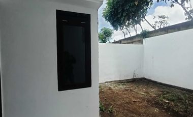 Rumah SHM  aestetik 12 menit ke exit tol Padalarang