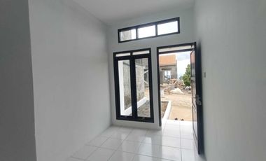 Rumah SHM  aestetik 12 menit ke exit tol Padalarang