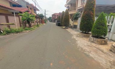 Disewakan Rumah siap huni 2 lt di Taman Buaran Indah, Klender, Jaktim