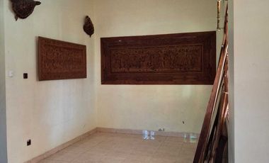 Disewakan Rumah siap huni 2 lt di Taman Buaran Indah, Klender, Jaktim