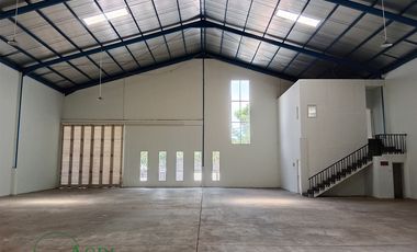 Gudang Industri Baru Menganti Gresik LB 793M2 LT 1295M2