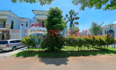 Dijual Rumah Mewah Semi Furnished di Daerah Tamalate, Makassar