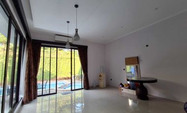 Dijual Rumah Lokasi Strategis 2 Lantai Di Cinere Dekat Tol