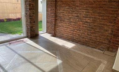 RENTA DE CASA EN RESIDENCIAL VILLAS DEL CASTAÑO METEPEC