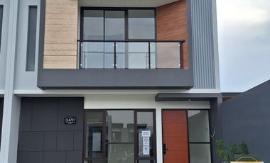 HUNIAN TERLARIS 2 LANTAI DI DEKAT SURABAYA TANPA DP