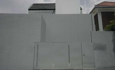 DIJUAL RUMAH MEWAH FULL FURNISH SIAP HUNI GEGERKALONG PERMAI BANDUNG