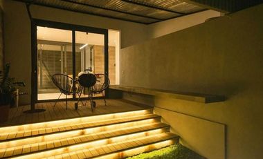 DIJUAL RUMAH MEWAH FULL FURNISH SIAP HUNI GEGERKALONG PERMAI BANDUNG