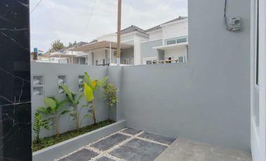 RUMAH DIJUAL 2 LANTAI DI GUNUNG TERANG BANDAR LAMPUNG