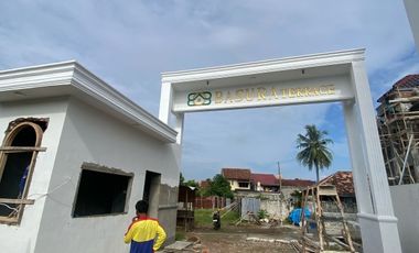 Rumah Klasik Modern Bebas Banjir Tengah Kota