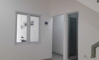 Di jual rumah 2 lantai  lokasi strategis di Sunter agung Jakarta Utara