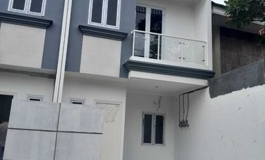 Di jual rumah 2 lantai  lokasi strategis di Sunter agung Jakarta Utara