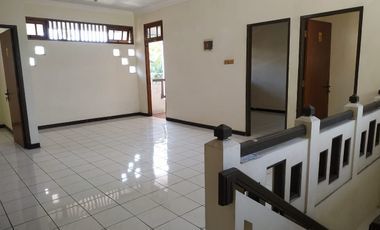 Jual rumah bisa untuk kos kos an