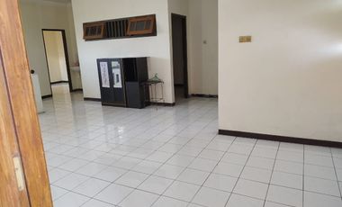 Jual rumah bisa untuk kos kos an