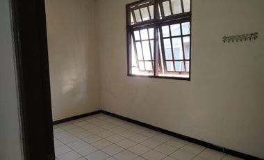 Jual rumah bisa untuk kos kos an