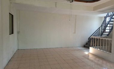 DI JUAL Rumah Bagus 2 lantai siap huni di jababeka akses strategis