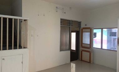 DI JUAL Rumah Bagus 2 lantai siap huni di jababeka akses strategis