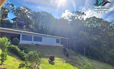 VENDO CASA CON VISTA Y 3000M2 BOQUETE