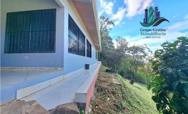 VENDO CASA CON VISTA Y 3000M2 BOQUETE