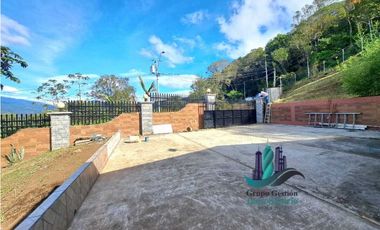 VENDO CASA CON VISTA Y 3000M2 BOQUETE