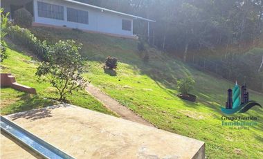 VENDO CASA CON VISTA Y 3000M2 BOQUETE