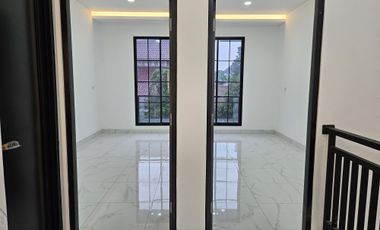 Rumah Baru 2 Lantai Di Kavling Dki Meruya