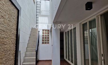 Rumah Mewah Full Furnish Interior Di Tanjung Bunga Makassar