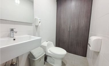 ALQUILER OFICINA AMOBLADA OCEANA PUNTA PACIFICA MTTO INCLUIDO JP