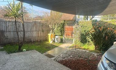 Se arrienda Linda Casa sin muebles