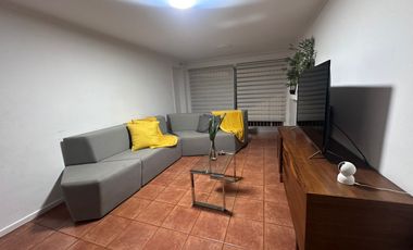 Se arrienda Linda Casa sin muebles