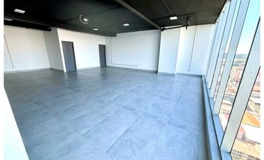 ALQUILER OFICINA MODERNA CON VISTA AL MAR PISO ALTO EN AVE BALBOA