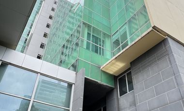 Apartemen Top 3 kamar Furnished The Kuningan Best View & Location, Harga miring