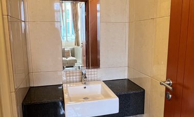Apartemen Top 3 kamar Furnished The Kuningan Best View & Location, Harga miring